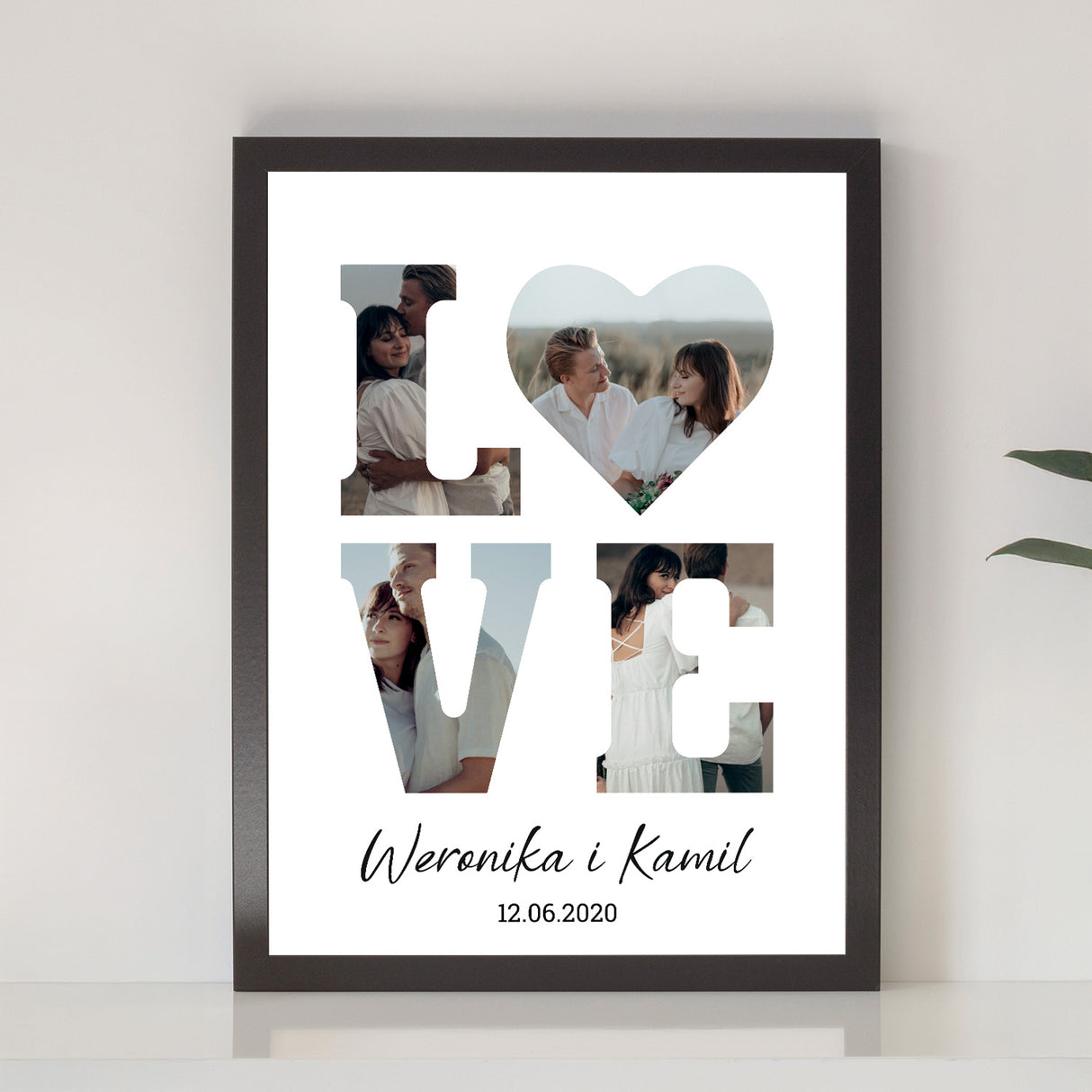 Wydruk w ramce 30x40 - Tekst: LOVE - Pion