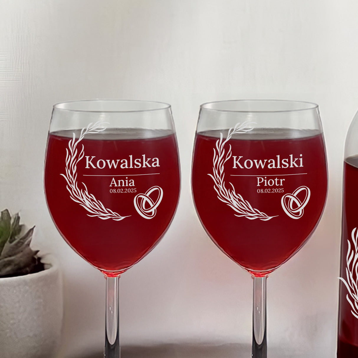Zestaw karafka + dwa kieliszki do wina -NASZ DZIEŃ