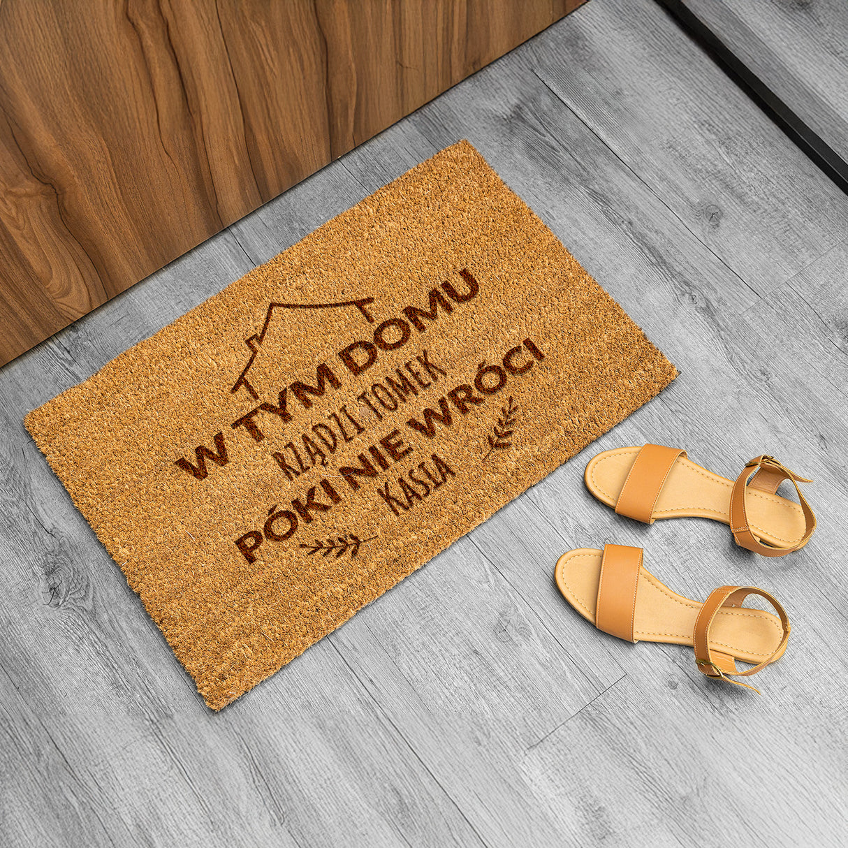 Wycieraczka kokosowa personalizowana - W Tym Domu Rządzi